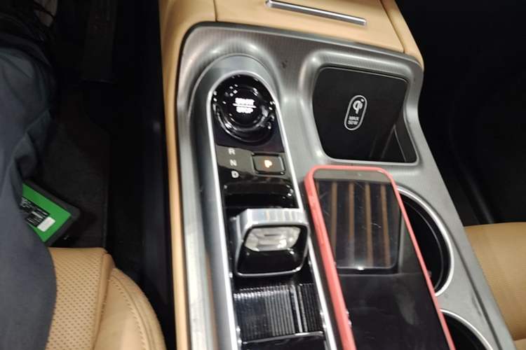 Used GAC Trumpchi E8 New Energy 2024 150km MAX Gear Lever