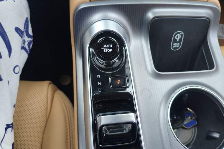 Used GAC Trumpchi E8 New Energy 2024 150km MAX Gear Lever