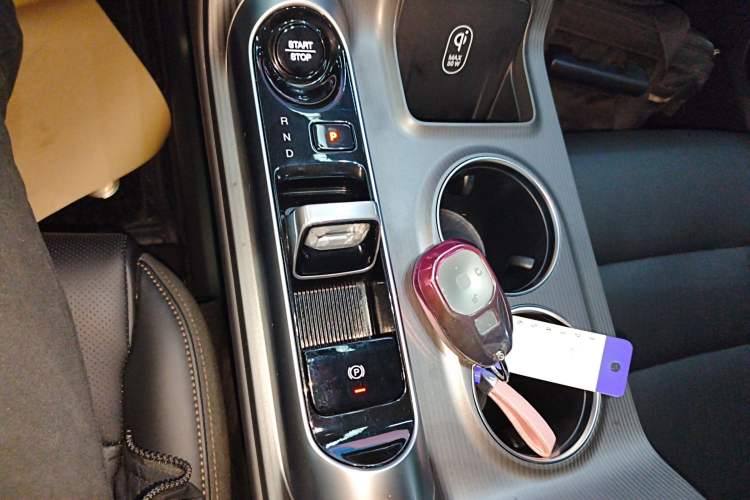 Used GAC Trumpchi E8 New Energy 2024 150km MAX Gear Lever