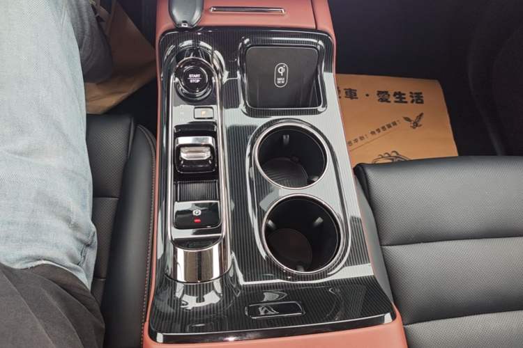 Used GAC Trumpchi E8 New Energy 2024 150km MAX+ Gear Lever
