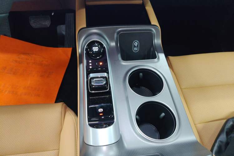 Used GAC Trumpchi E8 New Energy 2024 150km MAX Gear Lever