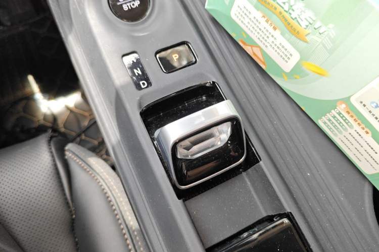 Used GAC Trumpchi E8 New Energy 2024 150km MAX Gear Lever