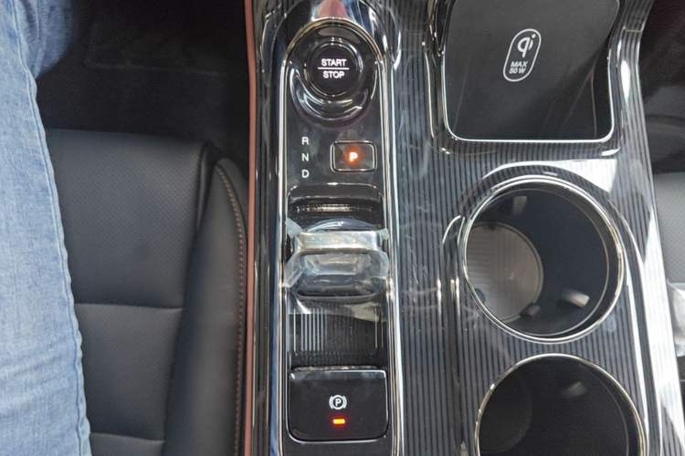 Used GAC Trumpchi E8 New Energy 2024 150km MAX+ Gear Lever