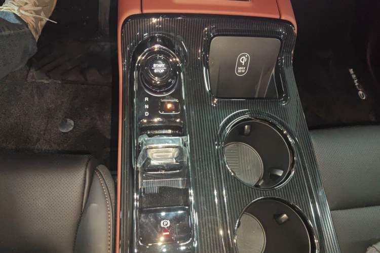 Used GAC Trumpchi E8 New Energy 2024 150km MAX+ Gear Lever