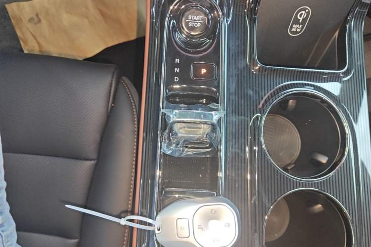 Used GAC Trumpchi E8 New Energy 2024 150km MAX+ Gear Lever