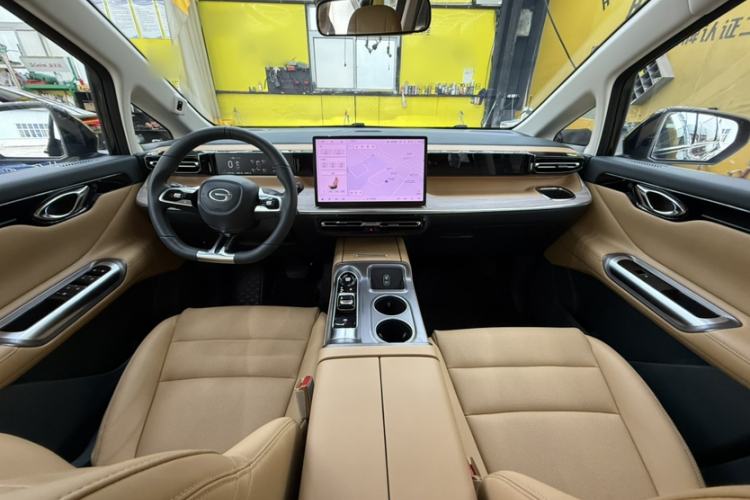 Used GAC Trumpchi E8 New Energy 2024 150km MAX Interior 1
