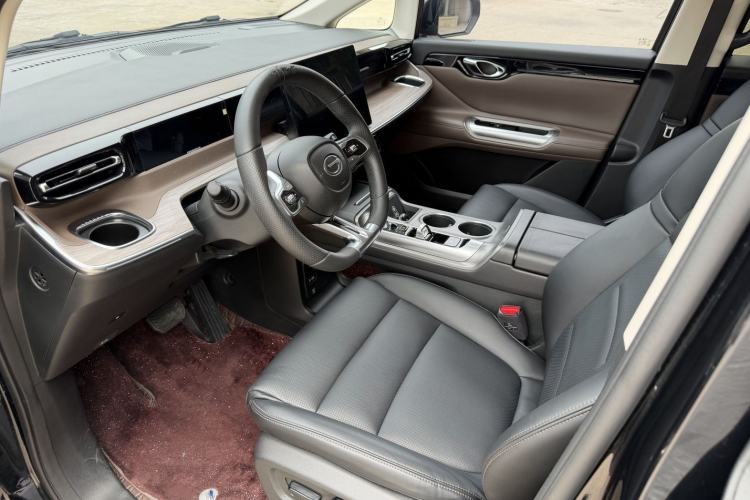 Used GAC Trumpchi E8 New Energy 2024 150km MAX Interior 1