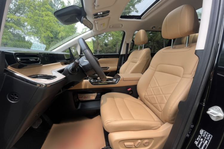 Used GAC Trumpchi E8 New Energy 2024 150km MAX+ Interior 1