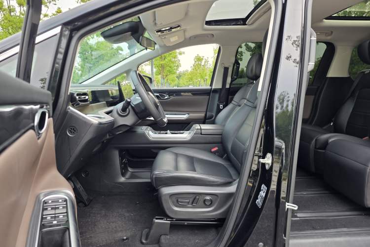Used GAC Trumpchi E8 New Energy 2024 150km MAX Interior 1