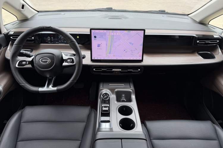 Used GAC Trumpchi E8 New Energy 2024 150km MAX Interior 2