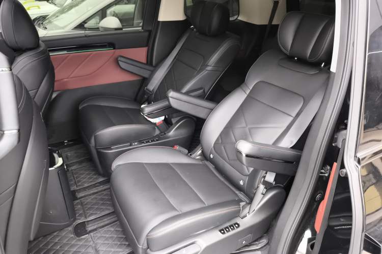 Used GAC Trumpchi E8 New Energy 2024 150km Dragon Roar Starry Night+ Interior 4