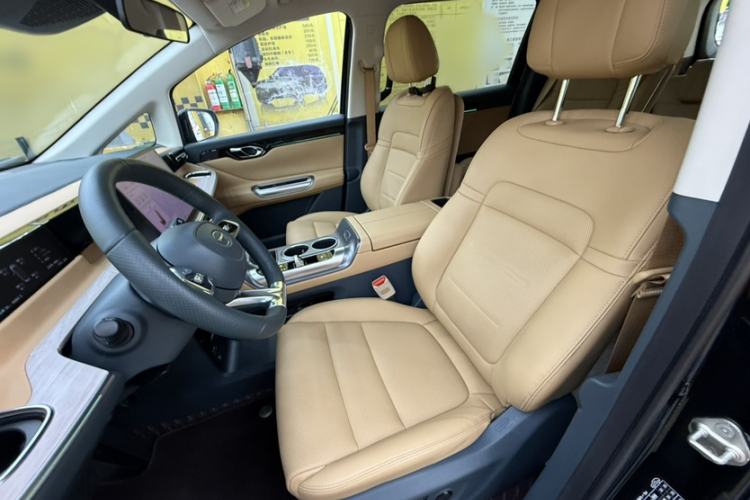 Used GAC Trumpchi E8 New Energy 2024 150km MAX Interior 4