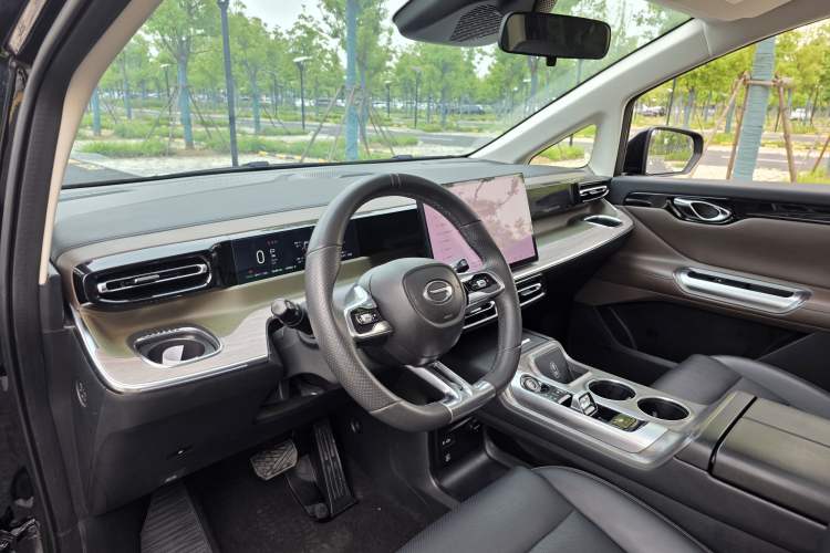 Used GAC Trumpchi E8 New Energy 2024 150km MAX Interior 4