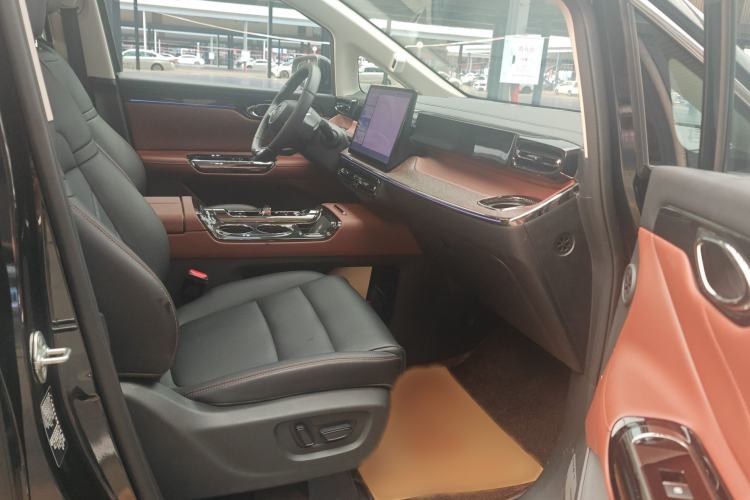 Used GAC Trumpchi E8 New Energy 2024 150km MAX+ Interior 7