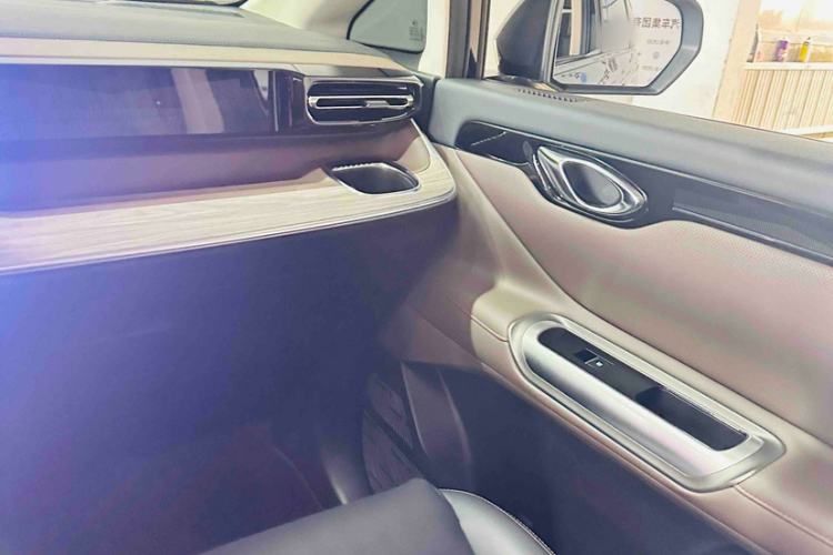 Used GAC Trumpchi E8 New Energy 2024 150km MAX Interior 8