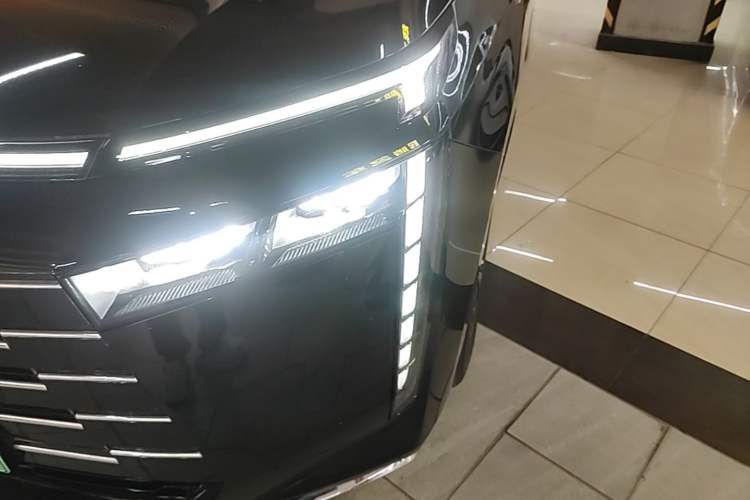 Used GAC Trumpchi E8 New Energy 2024 150km MAX Left Front Headlight