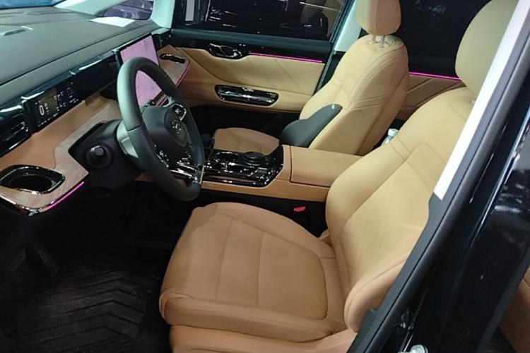 Used GAC Trumpchi E8 New Energy 2024 150km MAX+ Left Front Seat