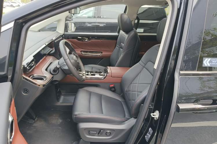 Used GAC Trumpchi E8 New Energy 2024 150km Longteng Glorious+ Left Front Seat