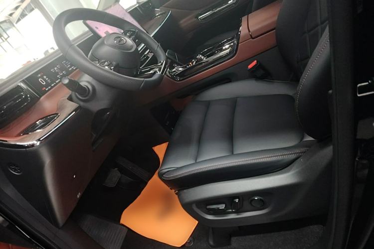 Used GAC Trumpchi E8 New Energy 2024 150km MAX+ Left Front Seat