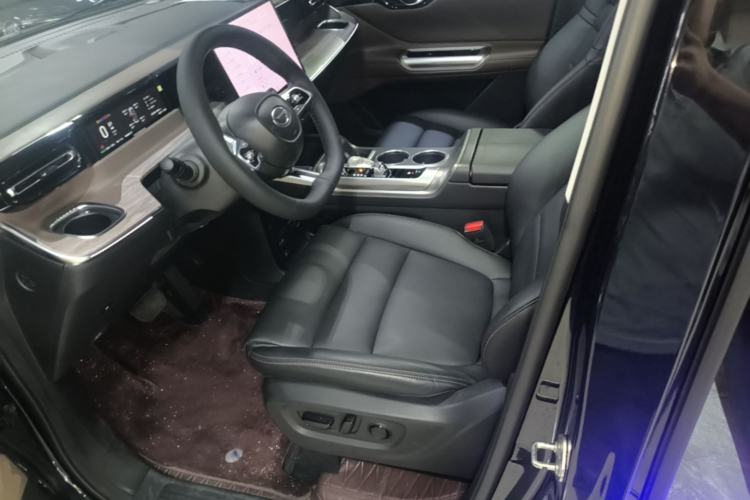 Used GAC Trumpchi E8 New Energy 2024 150km MAX Left Front Seat
