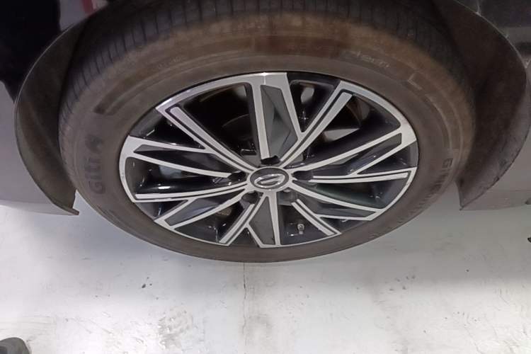 Used GAC Trumpchi E8 New Energy 2024 150km MAX Left Front Wheel Hub