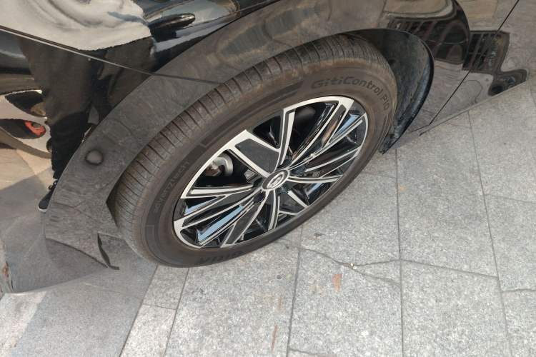 Used GAC Trumpchi E8 New Energy 2024 150km MAX Left Front Wheel Hub