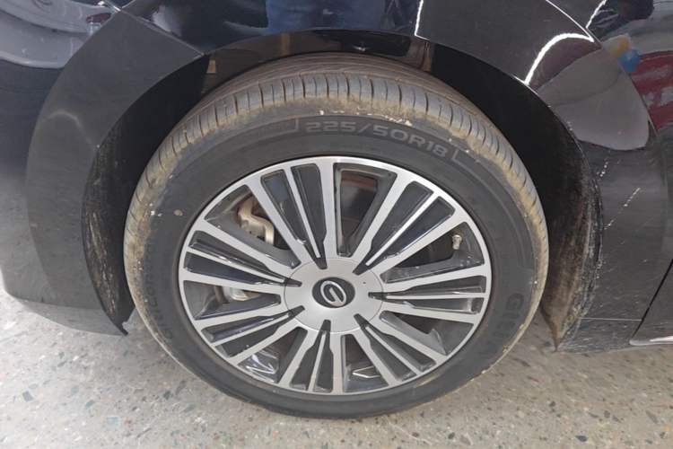 Used GAC Trumpchi E8 New Energy 2024 150km MAX+ Left Front Wheel Hub