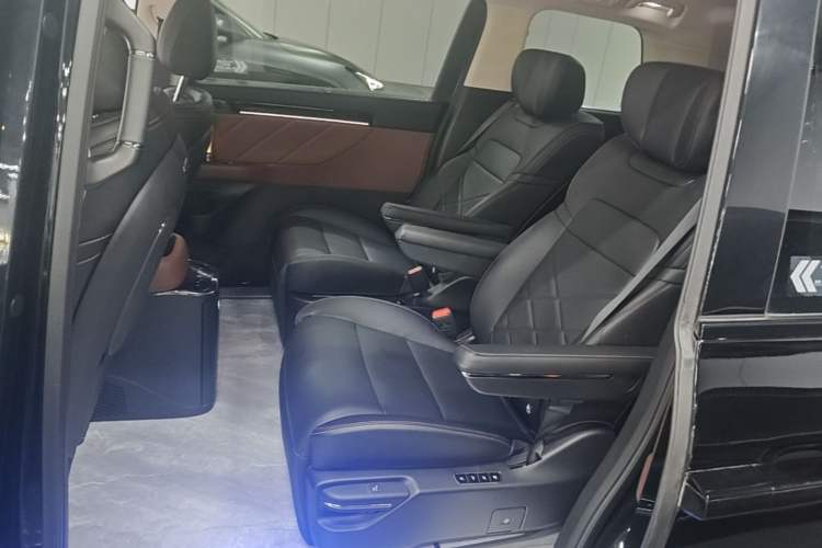 Used GAC Trumpchi E8 New Energy 2024 150km Longteng Glorious+ Left Rear Seat