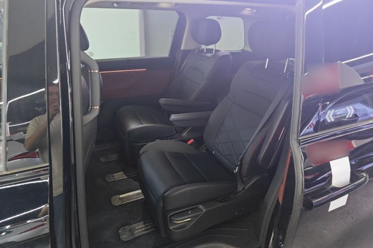 Used GAC Trumpchi E8 New Energy 2024 150km MAX+ Left Rear Seat