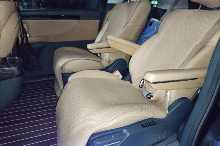 Used GAC Trumpchi E8 New Energy 2024 150km MAX Left Rear Seat