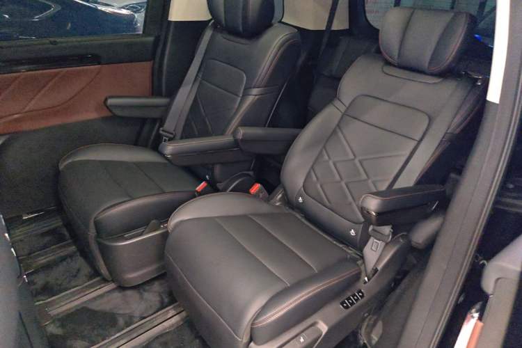 Used GAC Trumpchi E8 New Energy 2024 150km Dragon Roar Starry Night+ Left Rear Seat