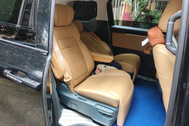 Used GAC Trumpchi E8 New Energy 2024 150km MAX Left Rear Seat