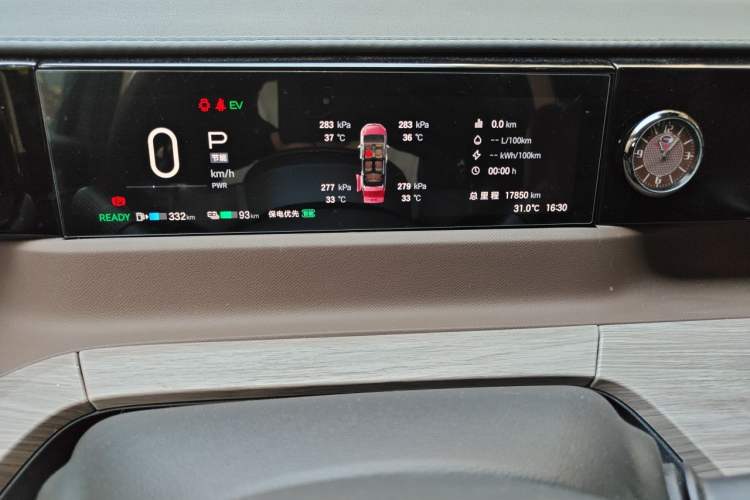 Used GAC Trumpchi E8 New Energy 2024 150km Longteng Starry Night Edition Odometer Close Up