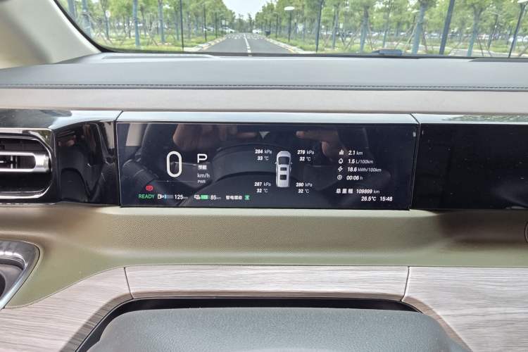 Used GAC Trumpchi E8 New Energy 2024 150km MAX Odometer Close Up