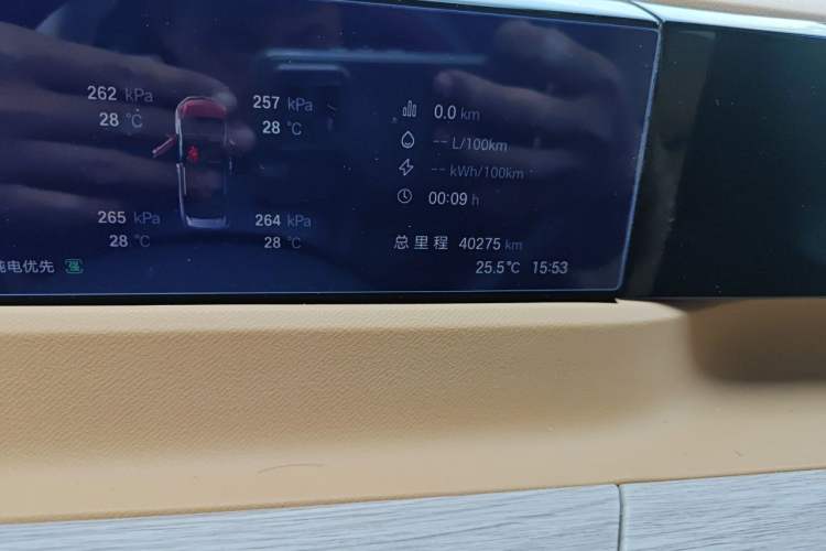Used GAC Trumpchi E8 New Energy 2024 150km MAX Odometer Close Up