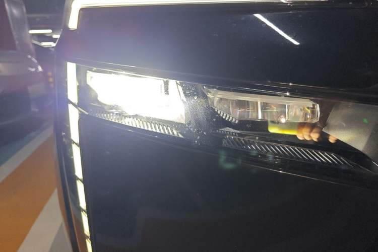 Used GAC Trumpchi E8 New Energy 2024 150km MAX+ Right Front Headlight