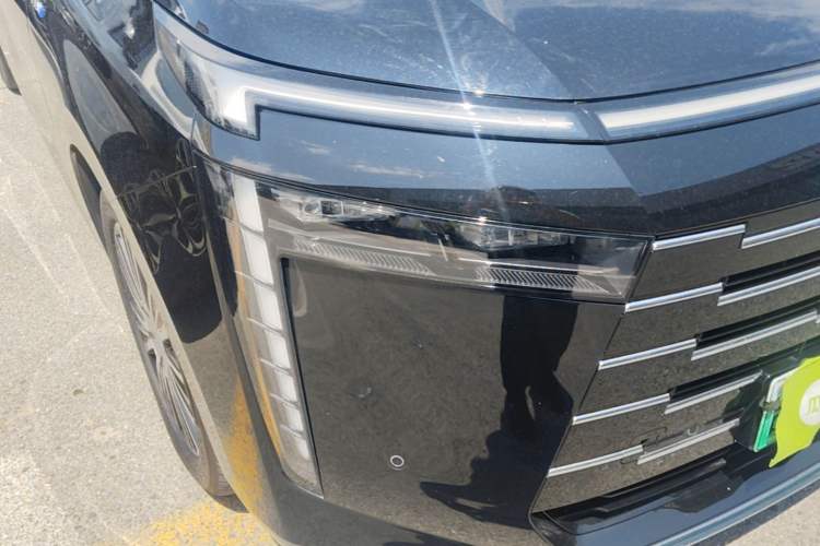 Used GAC Trumpchi E8 New Energy 2024 150km MAX+ Right Front Headlight