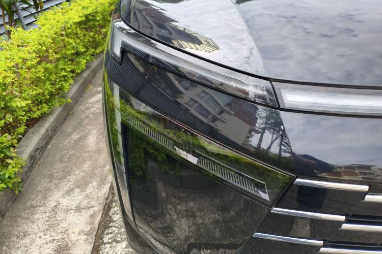 Used GAC Trumpchi E8 New Energy 2024 150km MAX Right Front Headlight