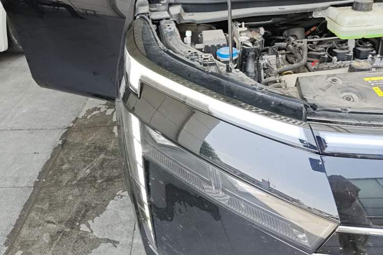 Used GAC Trumpchi E8 New Energy 2024 150km MAX Right Front Headlight