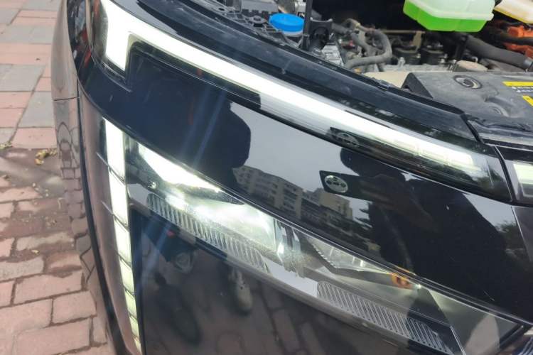 Used GAC Trumpchi E8 New Energy 2024 150km MAX Right Front Headlight