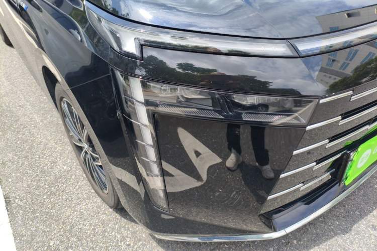 Used GAC Trumpchi E8 New Energy 2024 150km MAX+ Right Front Headlight