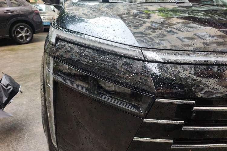 Used GAC Trumpchi E8 New Energy 2024 150km MAX Right Front Headlight