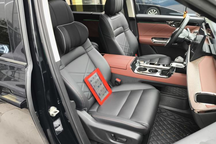 Used GAC Trumpchi E8 New Energy 2024 150km Dragon Roar Starry Night+ Right Front Seat