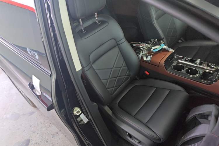 Used GAC Trumpchi E8 New Energy 2024 150km MAX+ Right Front Seat