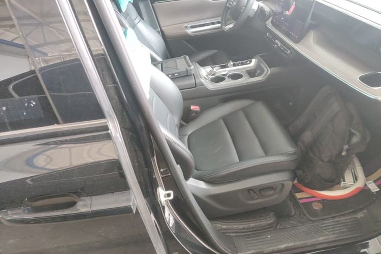 Used GAC Trumpchi E8 New Energy 2024 150km MAX Right Front Seat