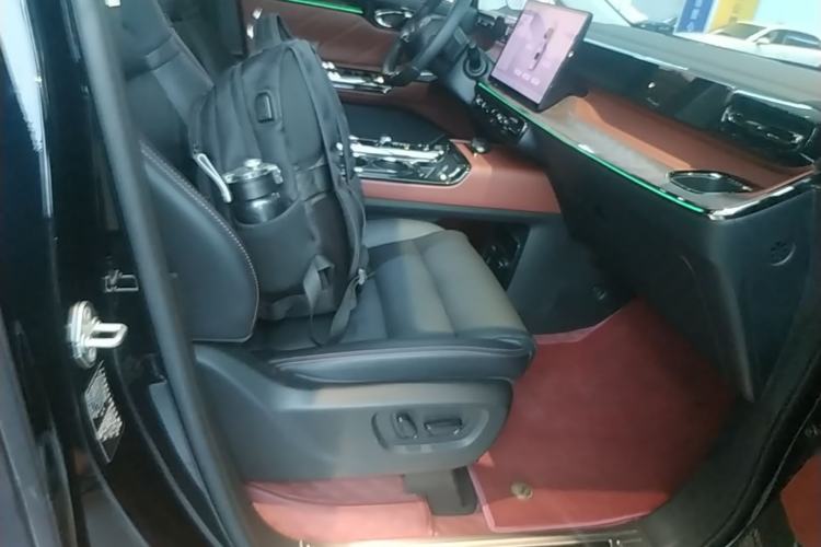 Used GAC Trumpchi E8 New Energy 2024 150km MAX+ Right Front Seat