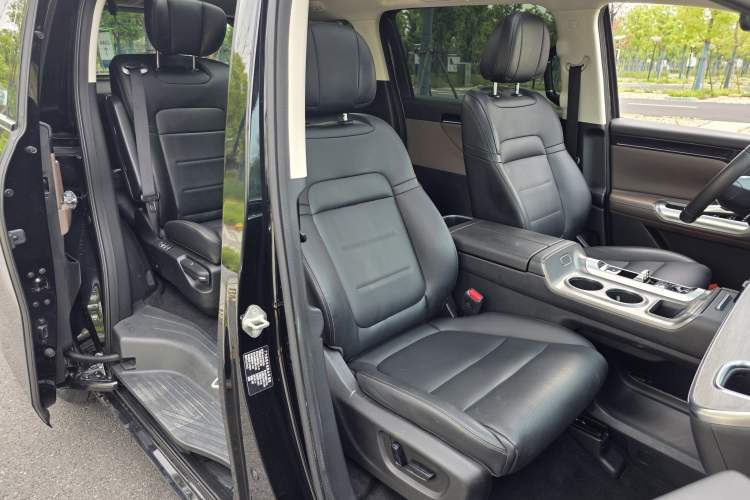 Used GAC Trumpchi E8 New Energy 2024 150km MAX Right Front Seat