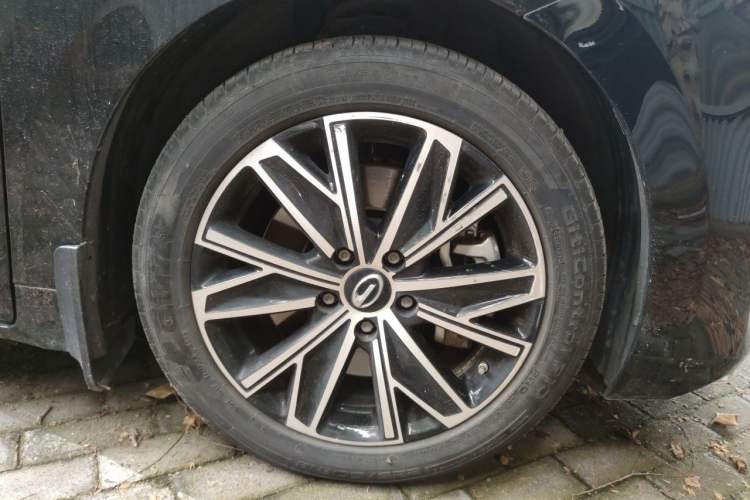 Used GAC Trumpchi E8 New Energy 2024 150km MAX Right Front Wheel Hub