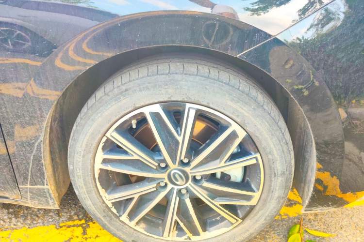 Used GAC Trumpchi E8 New Energy 2024 150km MAX Right Front Wheel Hub