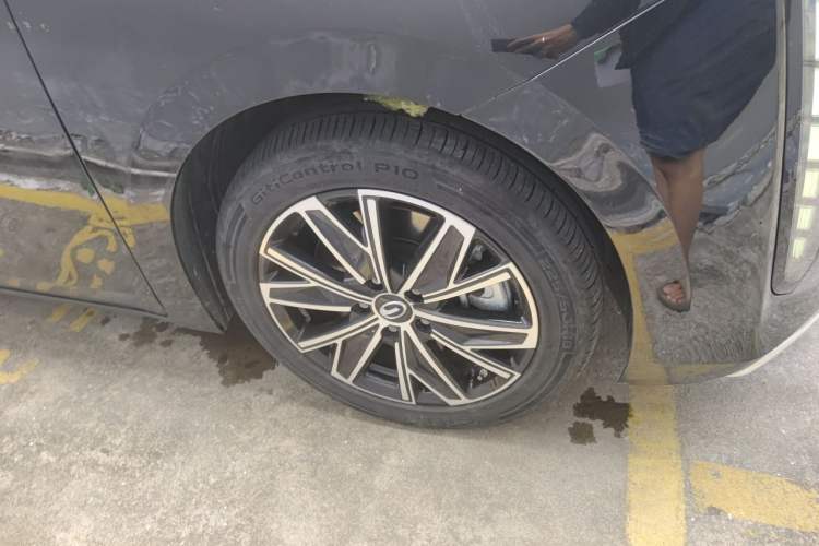 Used GAC Trumpchi E8 New Energy 2024 150km MAX Right Front Wheel Hub